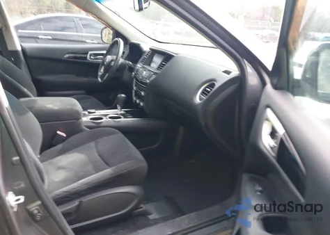 2016 Nissan Pathfinder Sv из США, поврежденный, VIN 5N1AR2MM4GC630062